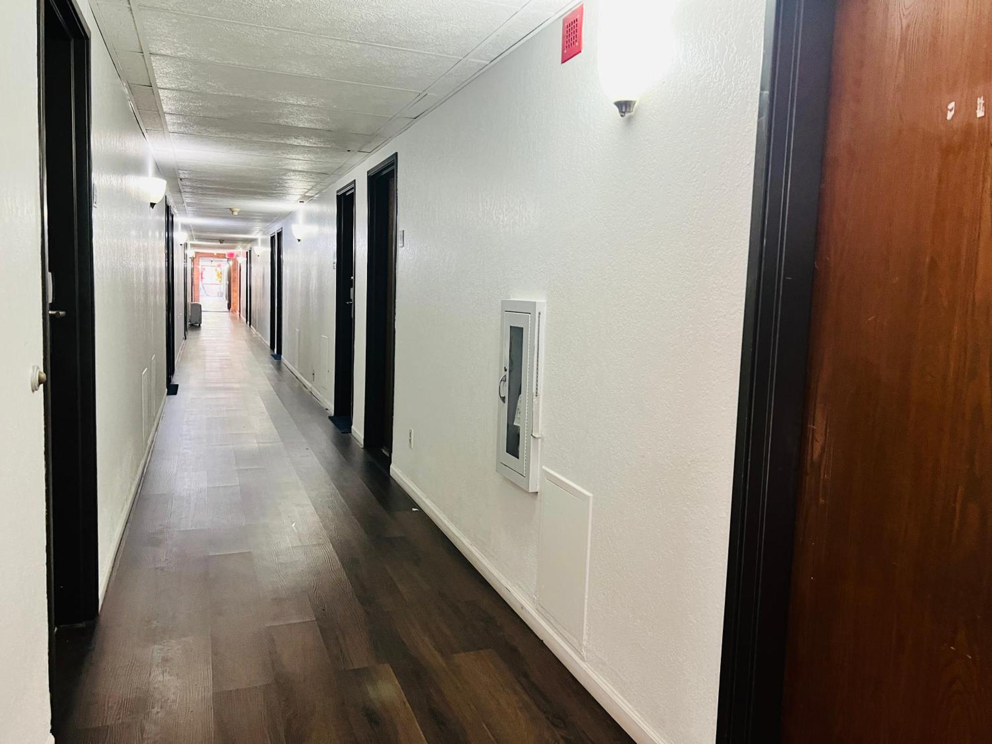 Travelodge By Wyndham Valleyfair שאקופי מראה חיצוני תמונה