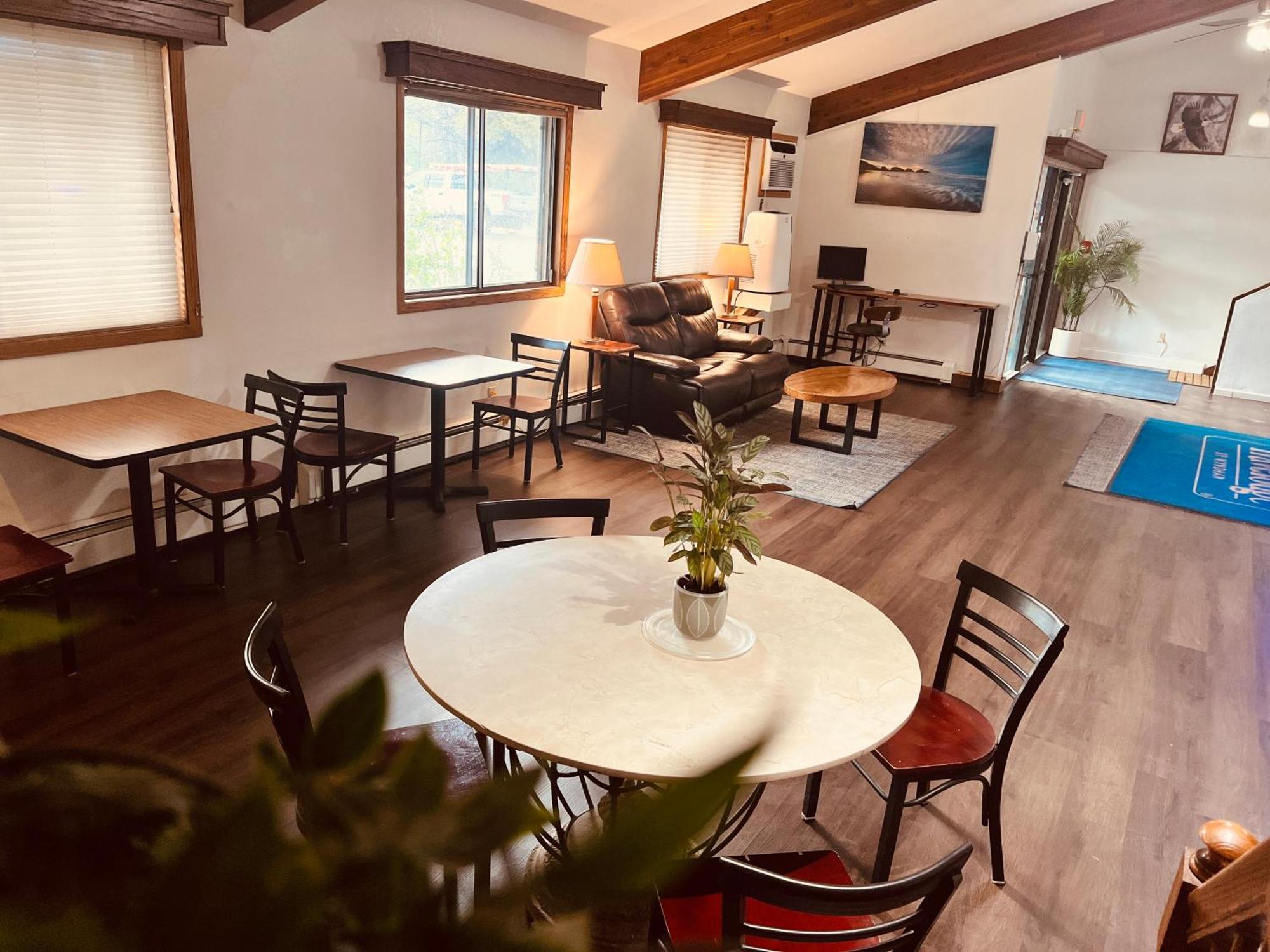 Travelodge By Wyndham Valleyfair שאקופי מראה חיצוני תמונה